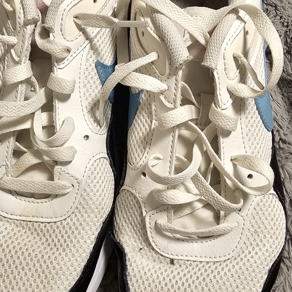 Nike Men Size 9